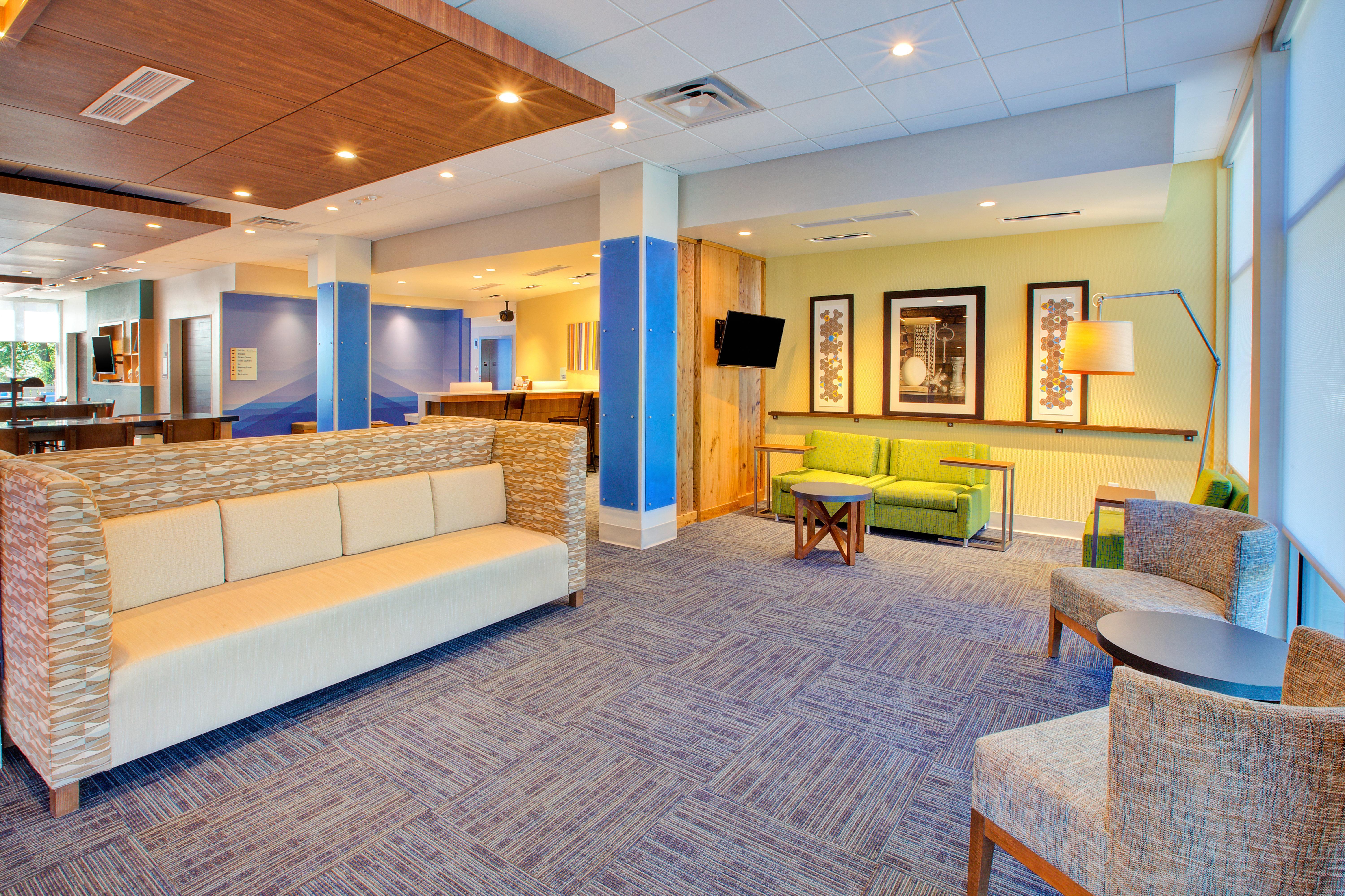 Holiday Inn Express & Suites New Castle By Ihg Exterior photo