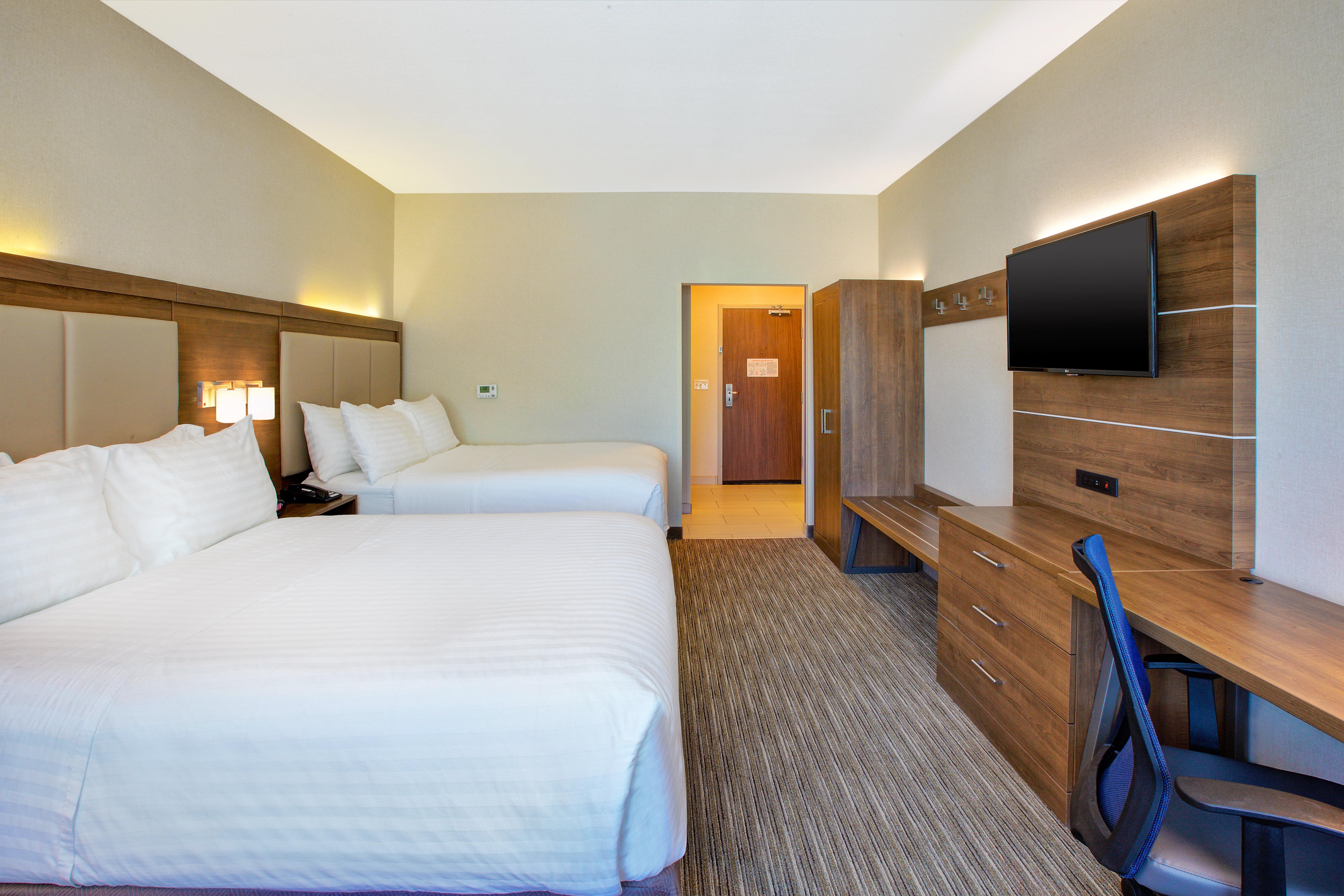Holiday Inn Express & Suites New Castle By Ihg Exterior photo