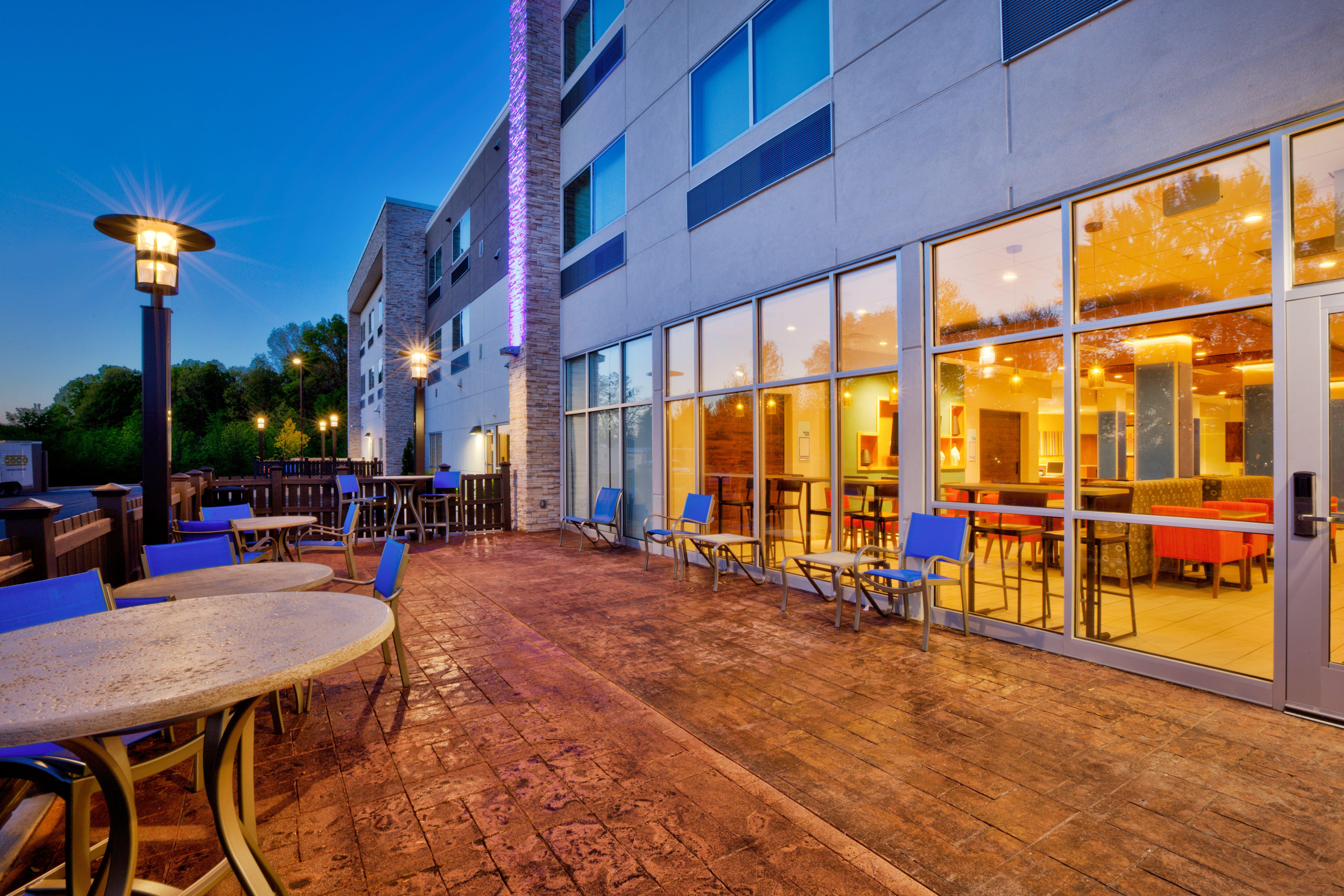 Holiday Inn Express & Suites New Castle By Ihg Exterior photo